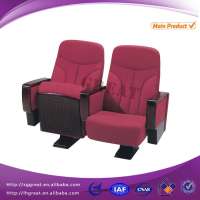 lecture chair / lecture room chair / lecture theatre chair